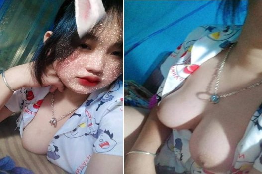 Căng tròn bờ vai gợi cảm, áo hoa nhẹ nhàng nâng niu vòng một