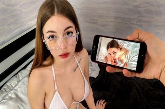 Em gái bị anh trai trừng phạt suốt đêm vì dối trá