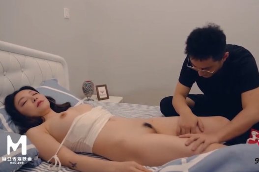 Zhao Jiamei khám phá thế giới clip người lớn